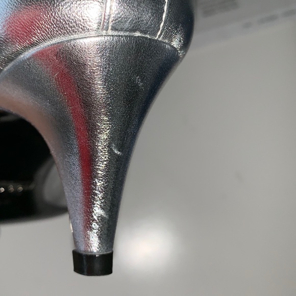 Gucci Silver Boots Pre Owned Size 38.5 - Picture 8 of 8